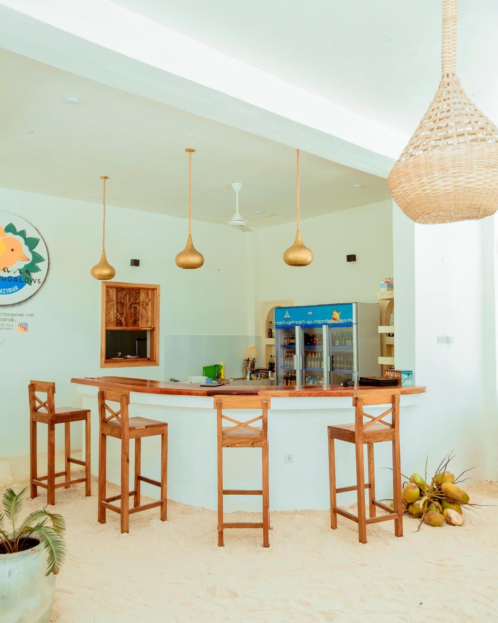 Mnana Beach Bungalows Pingwe Exterior photo